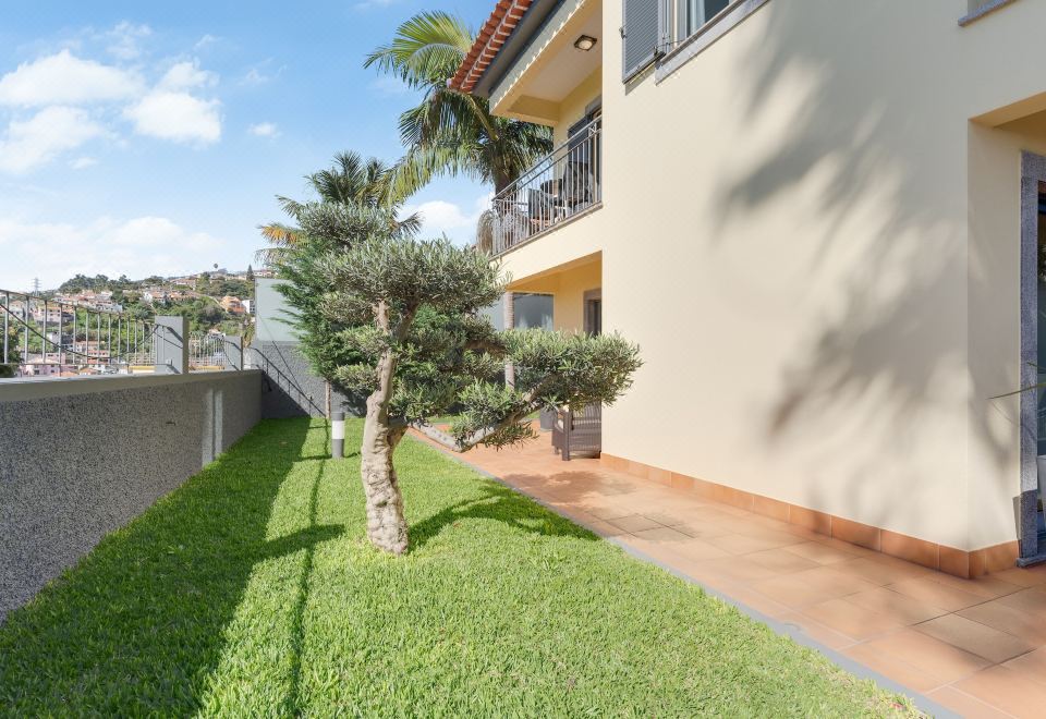 Hotel 3B Villa Heated Pool Barbecue Games Room, Exterior, Garden