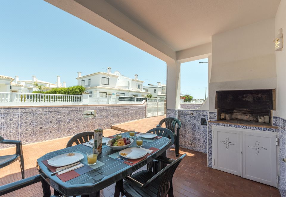Hotel Villa Mar with Private Pool, Dining, Restaurant