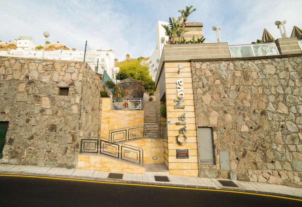 Hotel Cala Nova Apartamentos, Exterior, Hotel Exterior