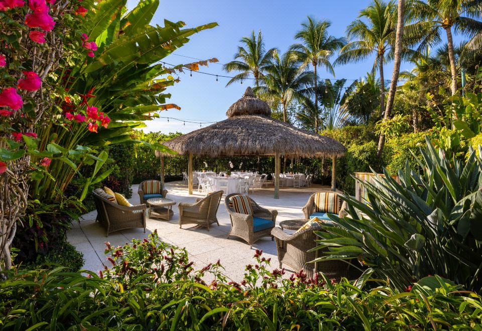 Hotel The Palms Hotel & Spa Miami Beach, Exterior, Garden