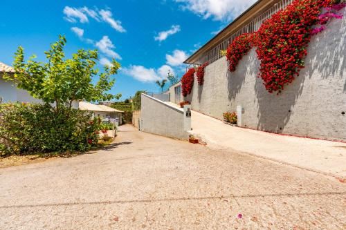 Hotel Villa Pinheira III Heated Pool, Exterior, Garden