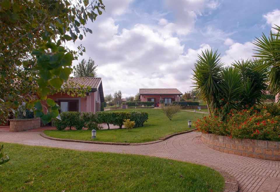 Hotel Popilia Country Resort, Exterior, Garden
