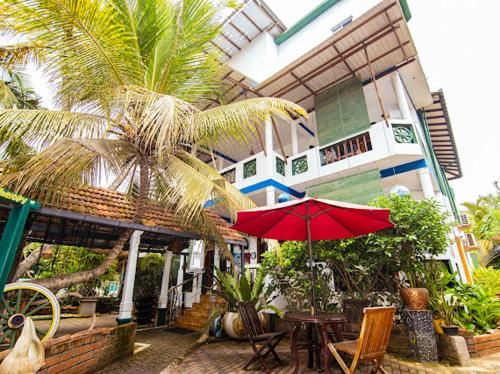 Hotel Frangipani Beach Villa, Exterior, Garden
