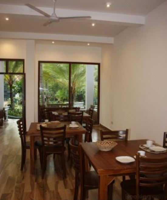 Hotel Aliya Lanka, Dining, Restaurant