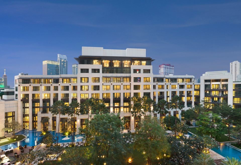 Hotel Siam Kempinski Hotel Bangkok, Exterior, Garden